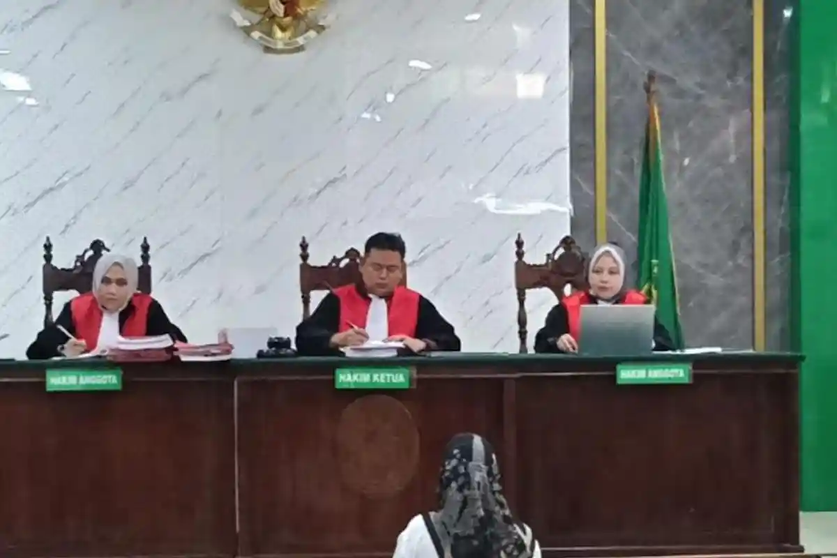 Sidang Perdana Kasus Arisan Bodong di Lamongan Bikin Emosi, Terdakwa Dinilai Tidak Menyesal