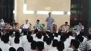 Ketua-Kadin-sowan-ke-Ponpes-API-Magelang.jpg