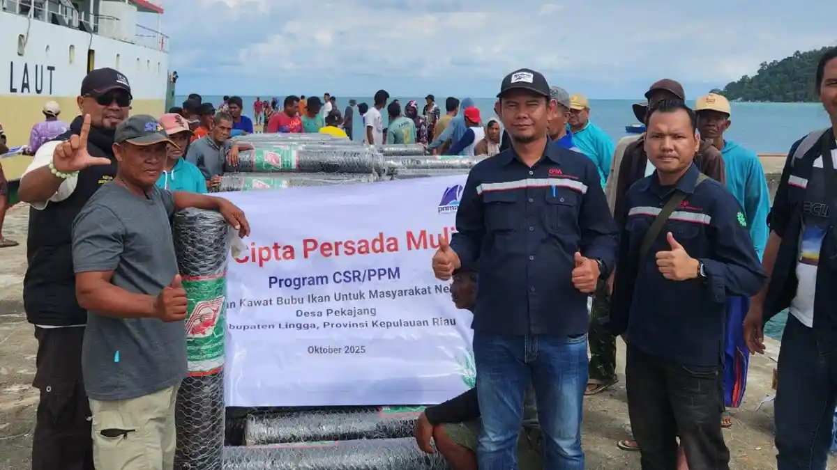 Nelayan Desa Pekajang di Lingga Dapat Bantuan 300 Gulung Kawat Bubu