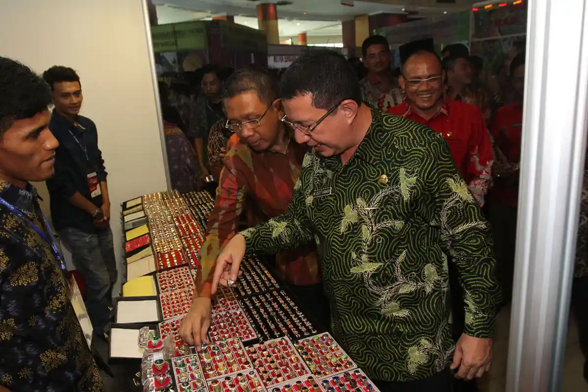 Dikasih Nilai Nol, Sutarmidji Curhat Pada Kapolda Kalbar Di Twitter