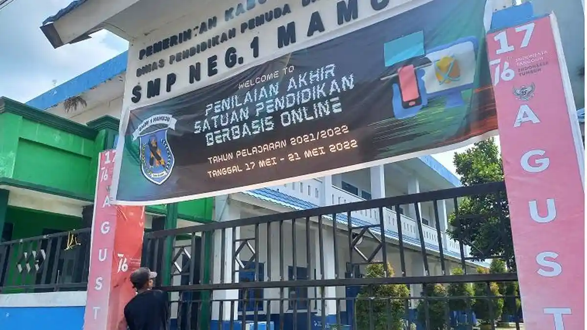 Siswa SMPN 1 Mamuju Diliburkan 2 Hari, Masih Panik & Mengungsi