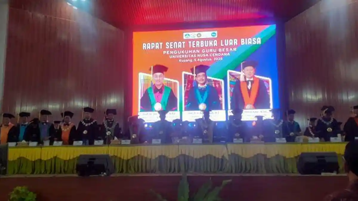 Universitas Nusa Cendana Kukuhkan Tiga Guru Besar 