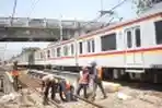 Perbaikan Jembatan dan Jalanan Rel Angke Kampung Bandan