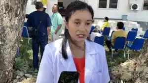 Koordinator-Program-Studi-Kesehatan-Hewan-Politani-Kupang-drh-Devi-Moenek.jpg