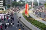 warga-padati-cfd-jakarta_20220807_170106.jpg