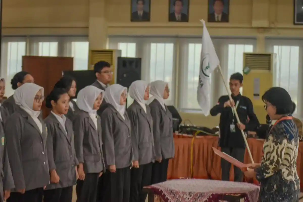 Resmi Dilantik, HIMAFAR STIKES Telogorejo Semarang Siap Jalankan Kepengurusan 2025/2026