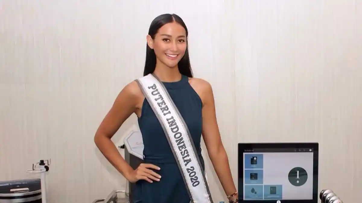 Wakil Indonesia, Ayu Maulida Lolos 21 Besar Miss Universe 2020