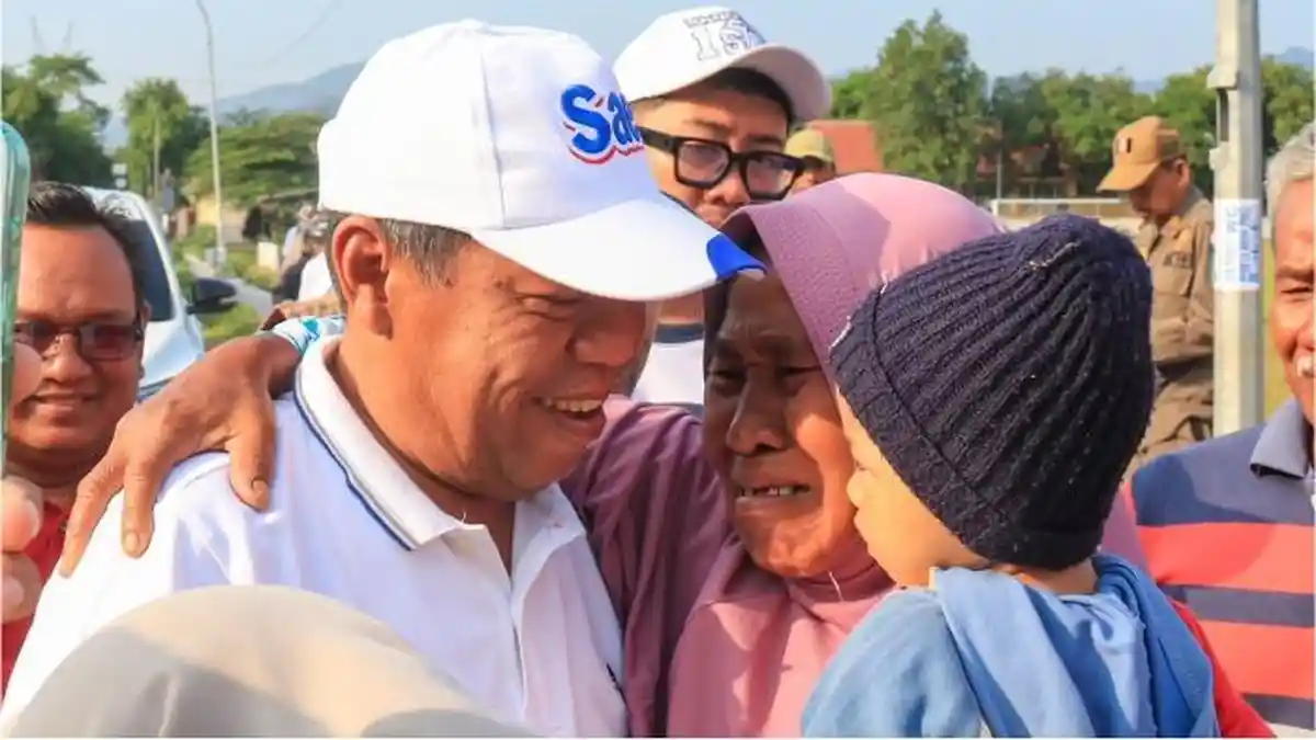 Tangis Haru Warga Panyingkiran Pecah Saat Sambut Kedatangan Eman Suherman