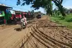 Jalur Wisata Jalan Raya Besole Tulungagung Banjir Lumpur Merah
