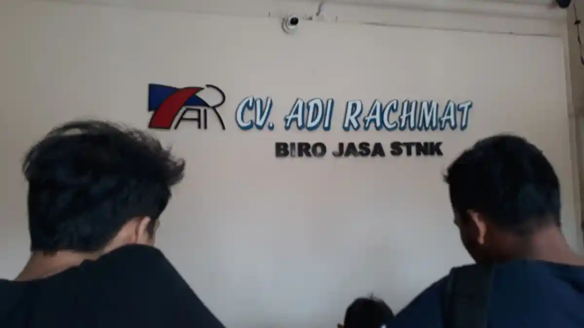 Perpanjang STNK Via Biro Jasa Lebih Efisien Daripada ke Samsat