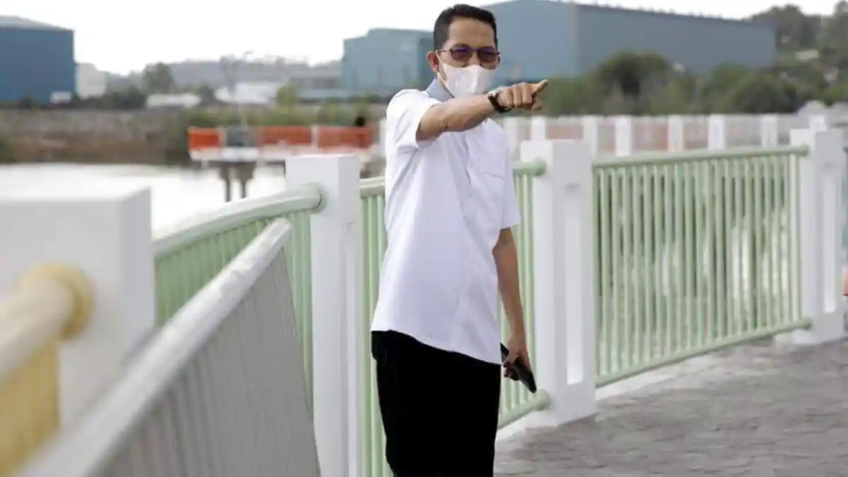 Vaksinasi Corona di Batam Sulit Door to Door, Amsakar Achmad: Vaksinator Terbatas