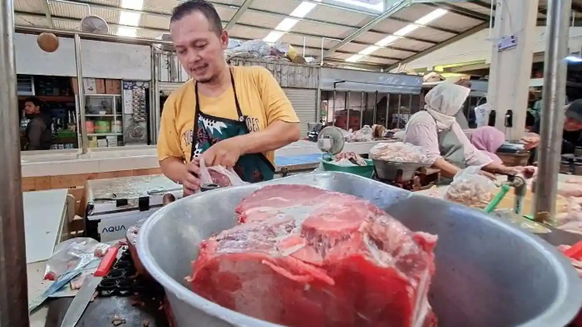 Harga Daging Sapi dan Daging Ayam di Wates Kulon Progo Kompak Melonjak Jelang Lebaran