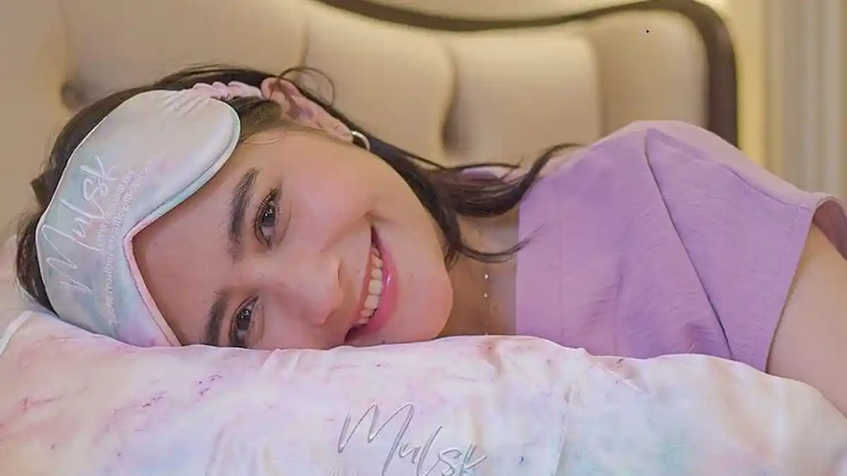 Prilly Latuconsina Bagikan Momen Malam Pertama Saat Karantina : Makasih ya