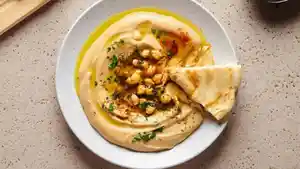 Hummus-makanan-asal-Timur-Tengah.jpg