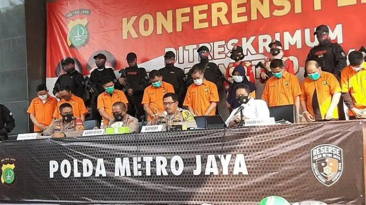 Pengakuan Karyawati Otak Pembunuhan Bos Ekspedisi Kelapa Gading