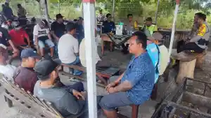 Suasana-saat-pelaksanaan-kegiatan-program-Jumat-Curhat.jpg