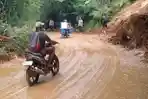 Kondisi-jalan-lintas-curup-lebong-pada-17-mei-2026.jpg