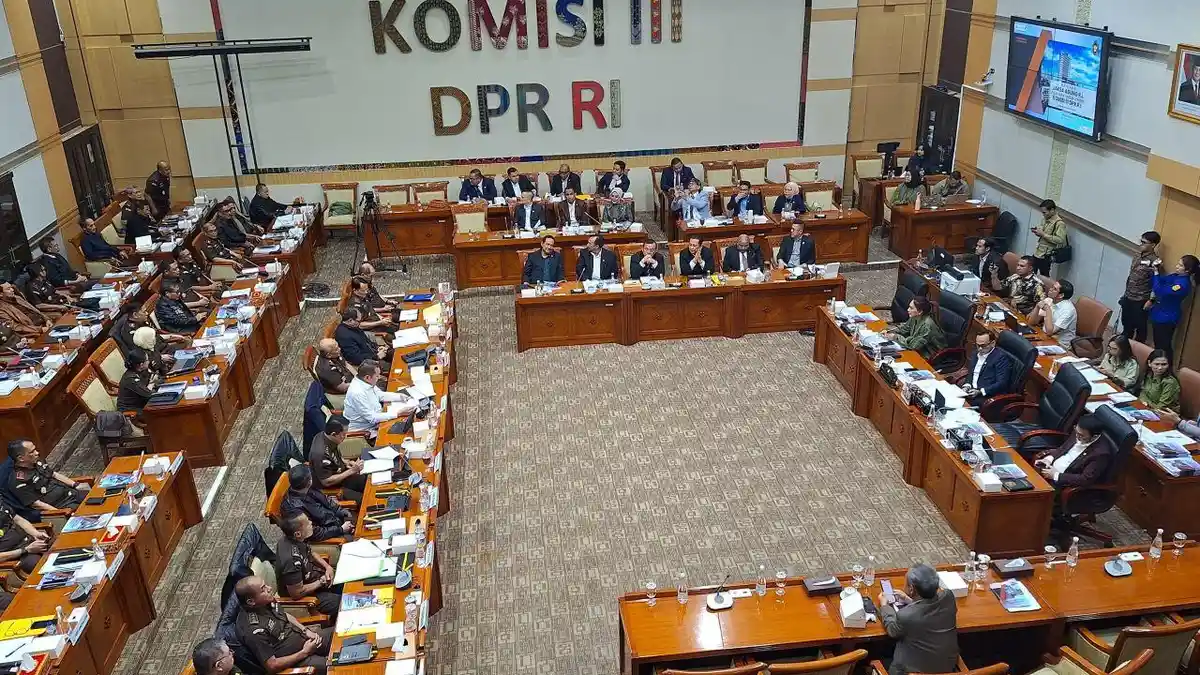 Anggota Komisi III DPR Ramai-ramai Cecar Jaksa Agung soal Kasus Tom Lembong