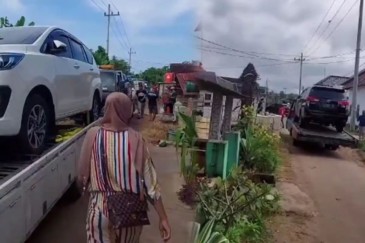 Warga Desa Borong Mobil, Cerita Kampung Miliarder di Tuban yang Bikin Ratusan Orang Kaya Mendadak