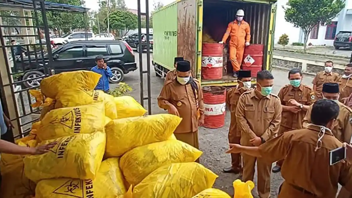 Dinas Kesehatan Bener Meriah Musnahkan Obat Kadaluarsa