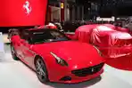 debut-ferrari-gtc4lusso-di-geneva-motor-show-2016_20160304_195642.jpg
