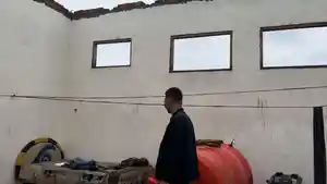 Angin-Kencang-Landa-Kota-Jambi.jpg