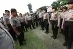 Kapolri Periksa Apel Simulasi Pengamanan Pilkada Serentak 2015
