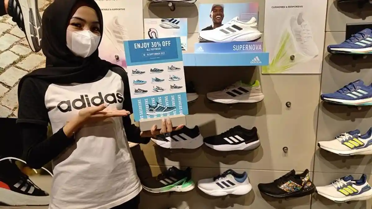 Promo Sneaker Day di Adidas MBK, Diskon 30 Persen untuk Sepatu dan Sandal