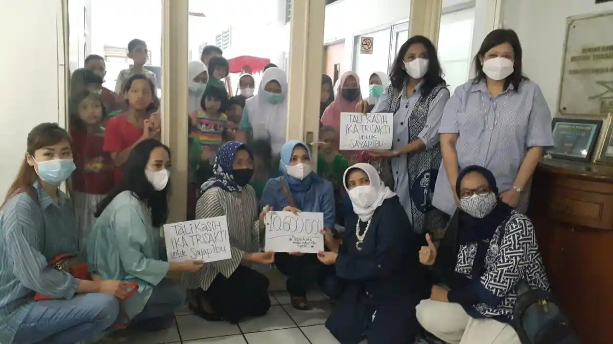 Peduli Sesama di Bulan Ramadan, IKA Trisakti Berikan Bantuan ke Panti Asuhan