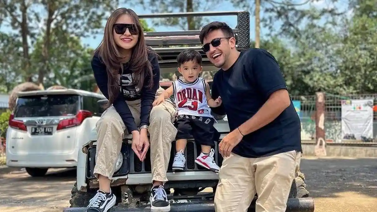 Nathalie Holscher Tegaskan Sudah Tunangan dengan Ladislao