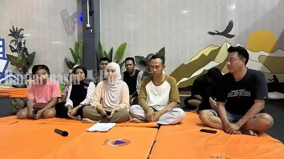 Keluarga Korban KM Virgo Minta Pencarian Jangan Dihentikan: 1 Nyawa pun ...