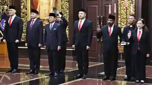 PELANTIKAN-STAFSUS-MENHAN-2025.jpg