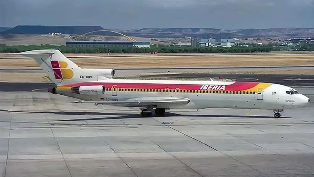 Hari Ini dalam Sejarah: Kecelakaan Pesawat Iberia Airlines Flight 610 Menabrak Antena TV