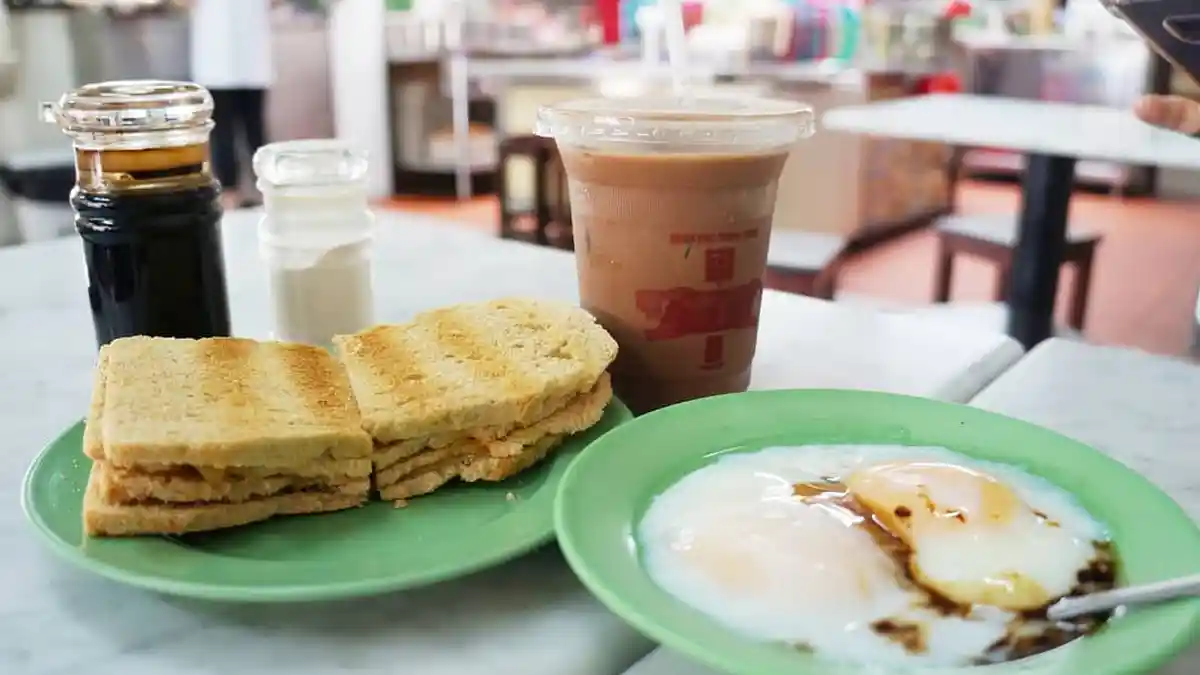 Mulai Selai Kaya Hingga Minyak Wangi, Ini 5 Oleh-oleh Mudah Ditemui di Singapura