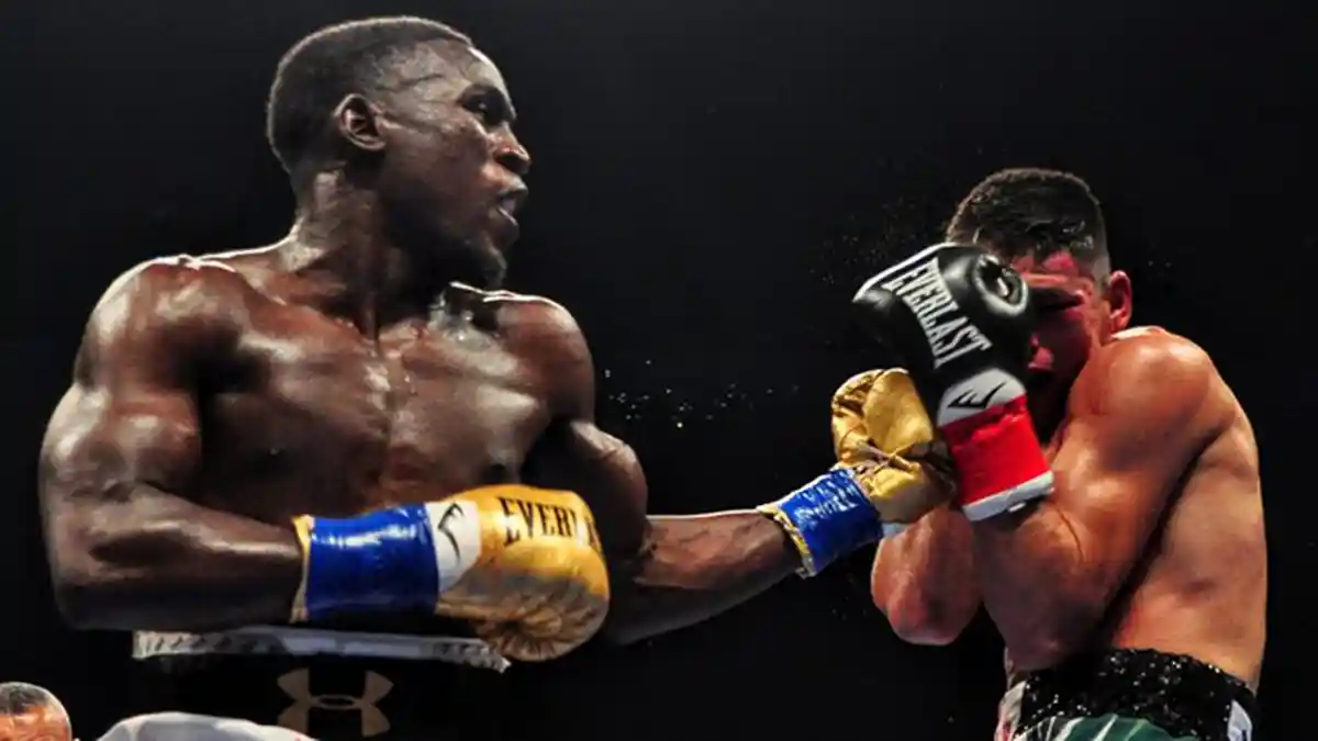 Hasil Tinju Dunia Cissokho vs Valenzuela Sama-sama Runtuh di Ronde 4! Pride Senegal Menang Mutlak
