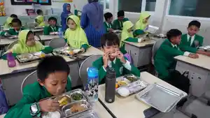 20250825_GANI_MBG_Muhammadiyah_02.jpg