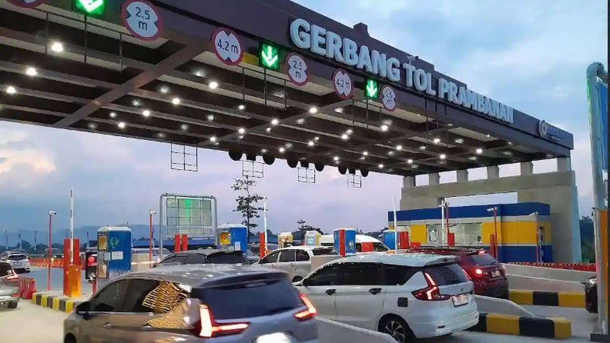 H-2 Natal: Gerbang Tol Prambanan Klaten Alami Penurunan Volume Kendaraan