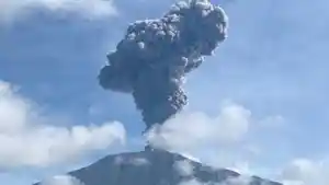 Visualisasi-Gunung-Marapi-Sumatera-Barat-dari-kamera-pengawas-Pos-PGA-Bukittinggi.jpg
