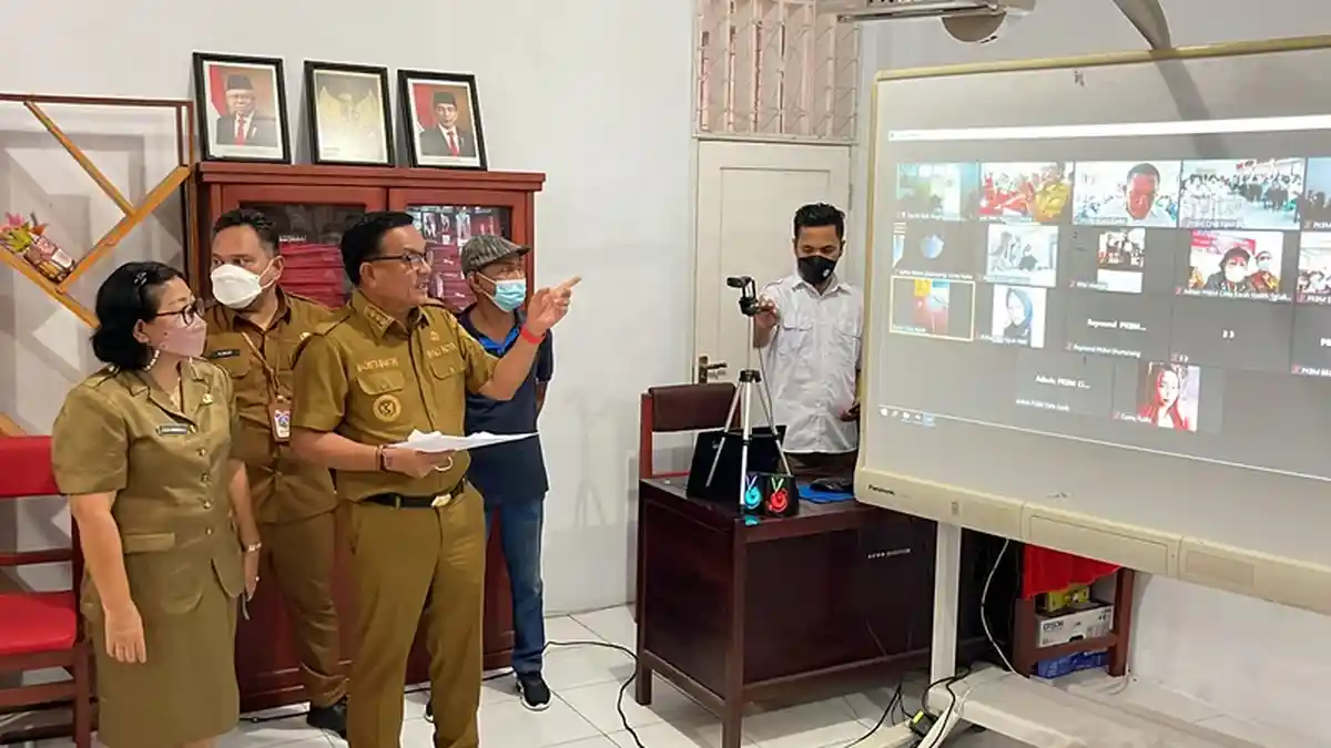 Warga Kota Bitung Antusias Ikut UPK Paket C