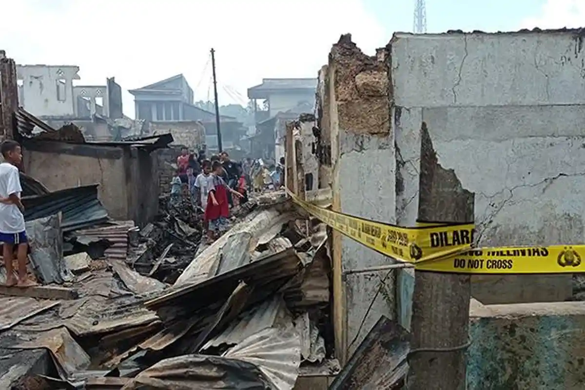 Polresta Sorong Kota Gandeng Tim Labfor Polda Papua Ungkap Kebakaran di Kampung Makassar