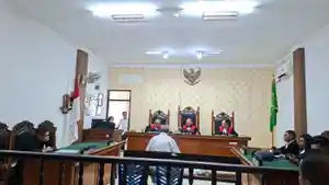 sauasana-sidang-Jonas-Salean.jpg