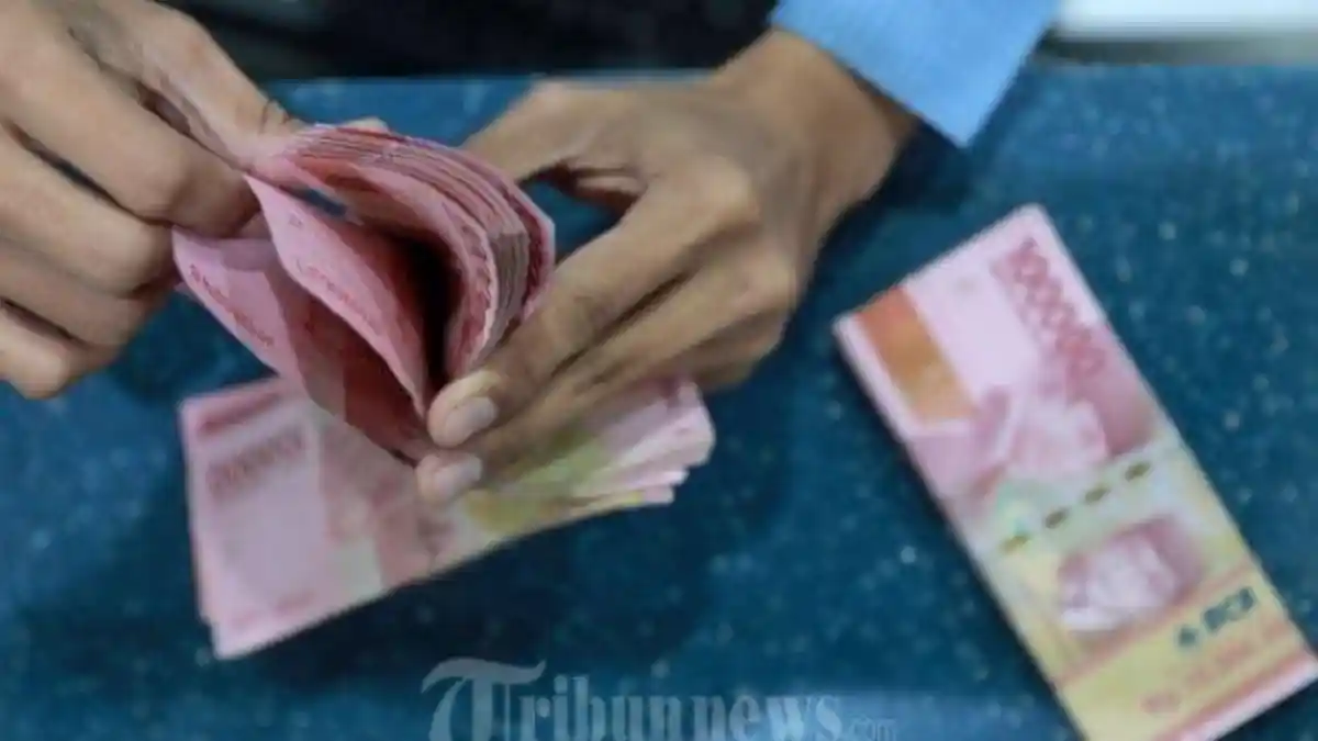 Cek Syarat Mendapatkan Program Bansos selama PPKM, BLT UMKM Rp 1,2 Juta dan Bansos Rp 300 Ribu