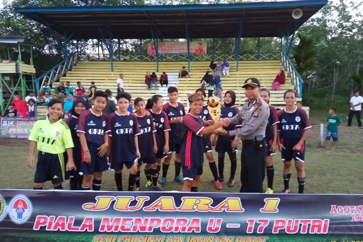 Kebanggaan Kapten GKFA Sambas Timnya Lolos ke Piala Menpora U-17 Putri Tingkat Nasional