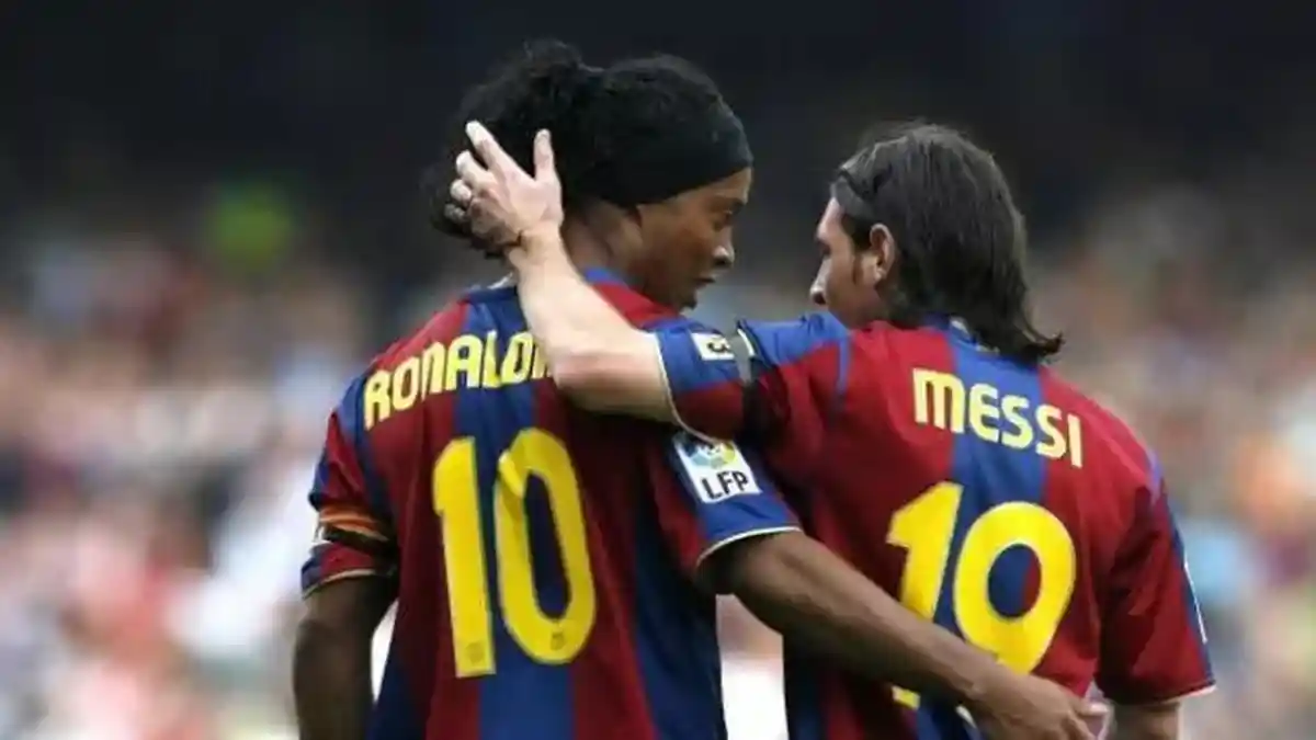 Legenda Barcelona Ronaldinho Dipenjara, Messi Siapkan Bantuan Pengacara dan Uang Rp65 Miliar