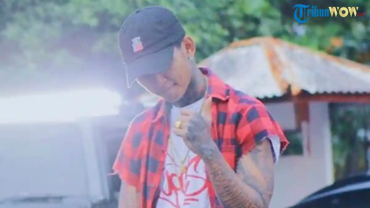 Di Luar Jeruji Ahok, Young Lex Lakukan 'Aksi Nekat' yang Bikin Gempar!