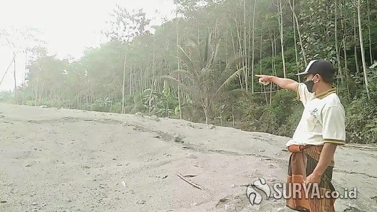 Tersapu Lahar Panas Gunung Semeru, Lahan Pertanian Abdul Aziz Lenyap dalam Sekejap