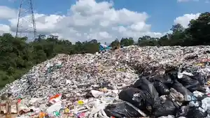 Kondisi-TPA-Nangkaleah-yang-berada-di-Kampung-Cioray-Tasikmalaya.jpg