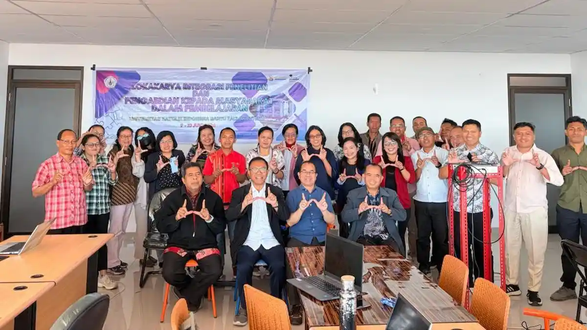 Unika Ruteng Perkuat Tri Dharma, Dosen Didorong Hadirkan Penelitian dan Pengabdian ke Ruang Kelas