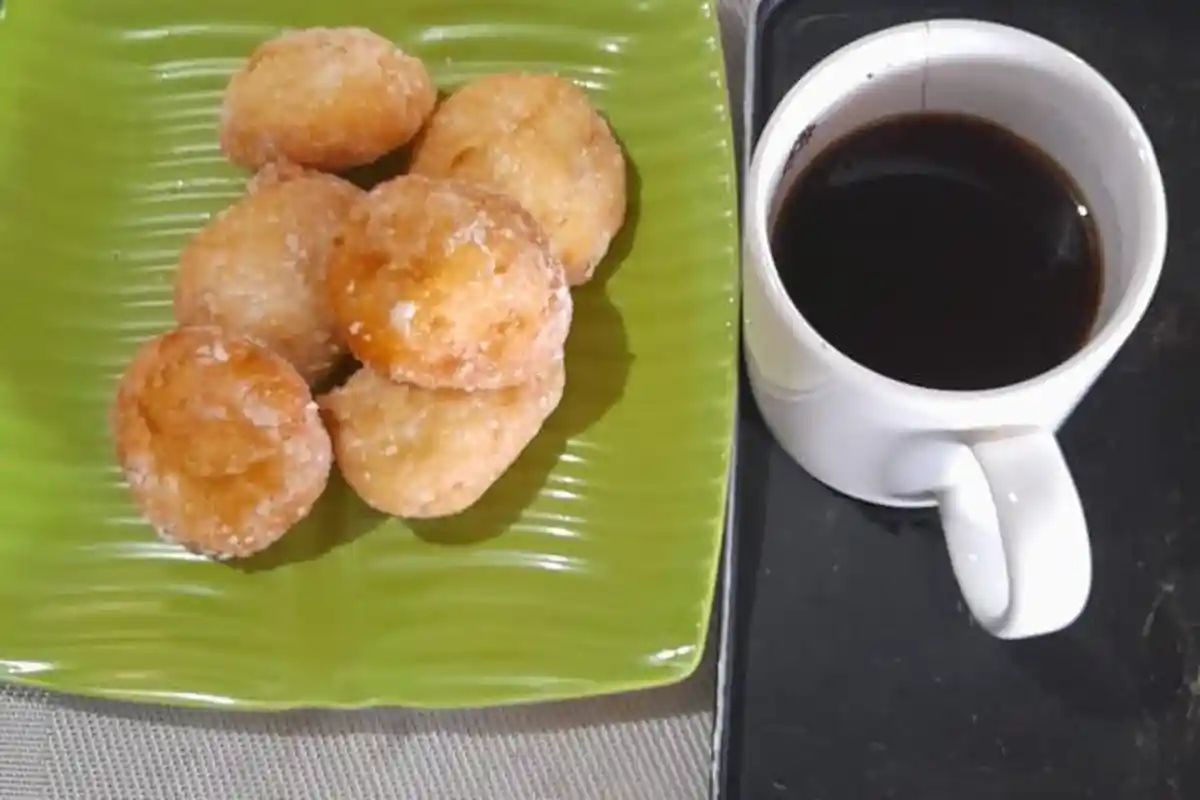 Kuliner NTT, Kokis Goreng Bale Gula,dan Kisah  7 vs 1 Siswi SMP, Akar Pepaya Merah Redam Kakaluk