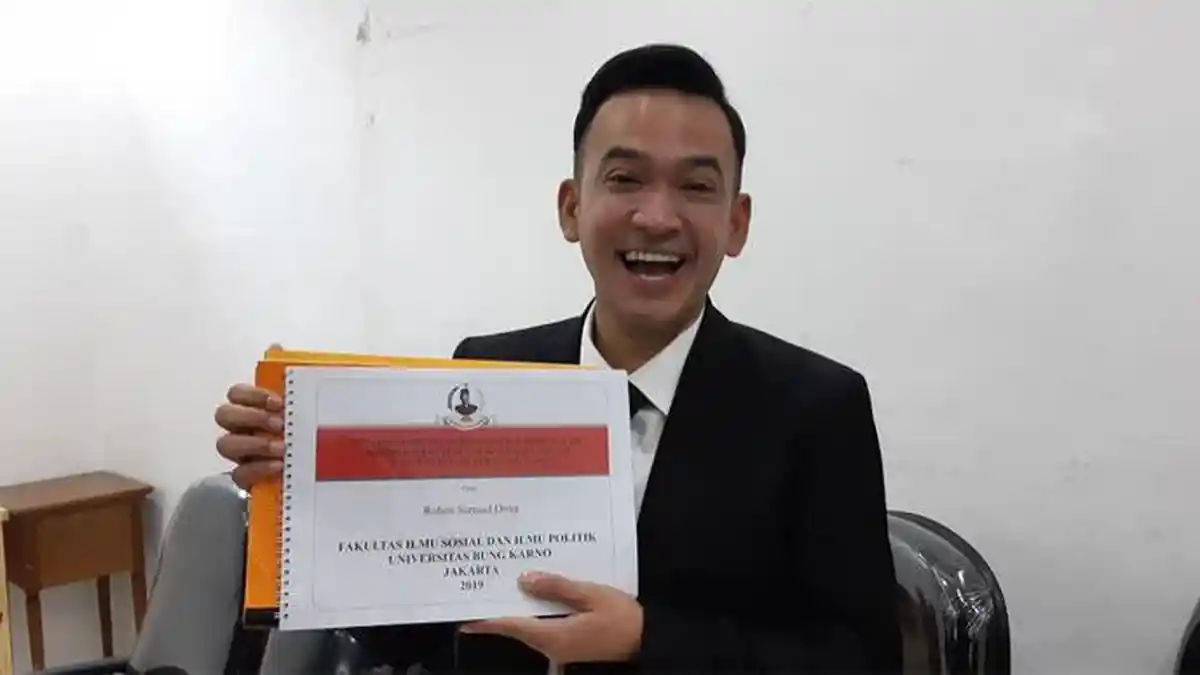 Dulu Kuliah Didaftarkan Almarhum Jupe, Kini Ruben Onsu Jalani Sidang Magang